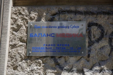 INSPEKCIJA UPALA U "BALANS MEDIKU"! Dr Đurđević koji je polomio kičmu pacijentu NIJE imao dozvolu za bavljenje hiropraksom, u prostorijama pronađeno OVO!