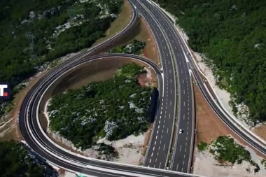 "To su opterećenja koja vozilo ne može da izdrži" - TRI AUTOMOBILA SE ZAPALILA na autoputu Bar-Boljare!