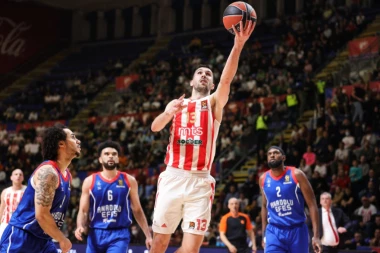 TRESE SE MALI KALEMEGDAN: Zvezda dovodi SUPERSTARA Anadolu Efesa!