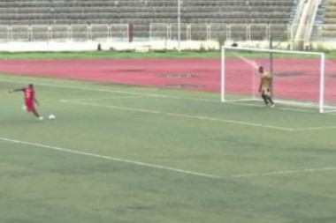 URNEBESNA NAMEŠTALJKA U NIGERIJI: Penal serija o kojoj priča ceo fudbalski svet, ovo još nije viđeno! (VIDEO)
