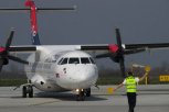 DRAMA IZNAD TIVTA: Avion "Er Srbije" odmah nakon poletanja sleteo na aerodrom