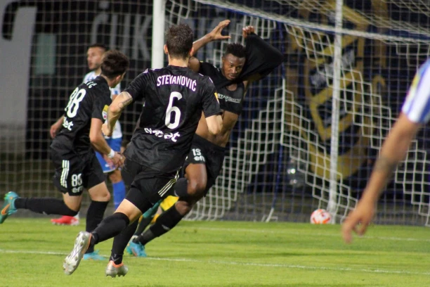 Čukarički slavio u dramatičnoj završnici: Bodove osvojio i Spartak!