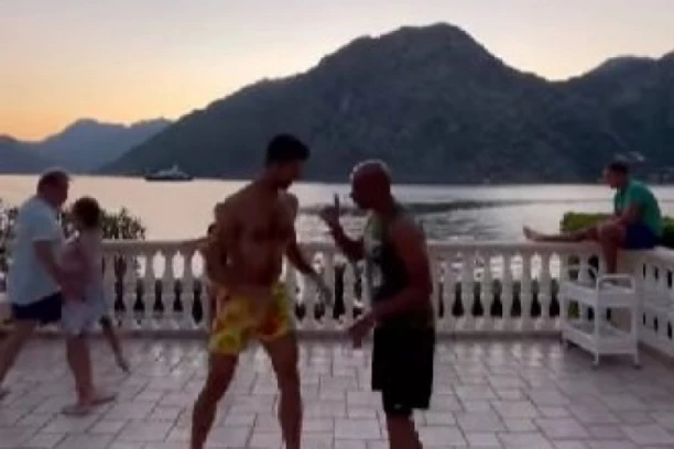 Šta to radi Novak u Kotoru? Đoković u novoj ulozi! (VIDEO)