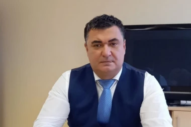 ĆUTO-ZAĆUTI! PUNA PODRSKA PREDSEDNIKU VUČIĆU! Rade Basta odgovorio lažnom ekologu!