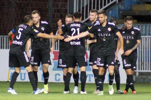 Čukarički će biti autsajder: Tventeov kvartet ima neuporedivo veću cenu od bilo kog igrača Brđana!