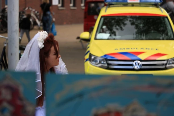 MLADA UBIJENA NA VENČANJU! Tragedija kakva se ne pamti, metak joj je prošao kroz lobanju i RANIO JOŠ DVA GOSTA! (FOTO)