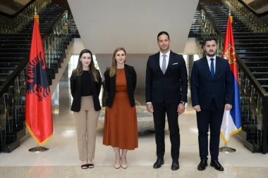 Jačanje saradnje i međusobno umrežavanje! Ministar Udovičić sa kolegama iz Albanije i Severne Makedonije: Zajednički cilj - povezivanje mladih iz regiona (FOTO)