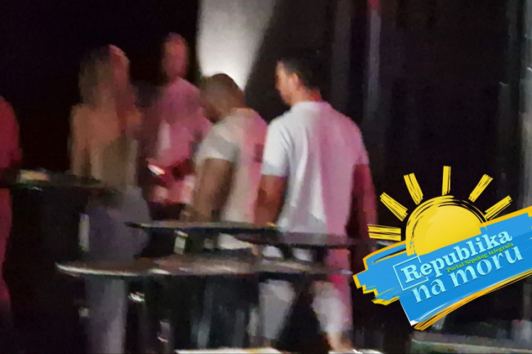 Ivana Nikolić na nastupu Tee Tairović