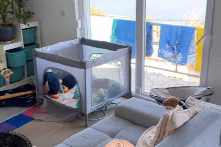 Filip Car dnevna soba