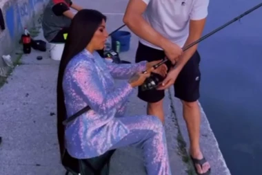 Seka u IZAZOVNOM odelu PECAROŠIMA pomutila razum, pa zabacila udicu: Pecala sam po Švajcarskoj! (VIDEO)