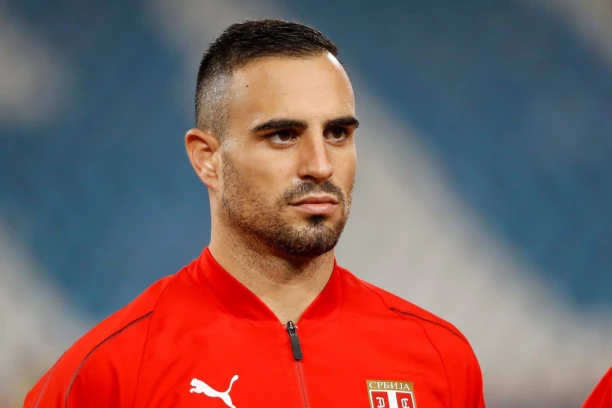 LEGENDA ITALIJANSKOG FUDBALA MU NAPRAVILA PAKAO: Nikoli Maksimoviću propao TRANSFER KARIJERE!