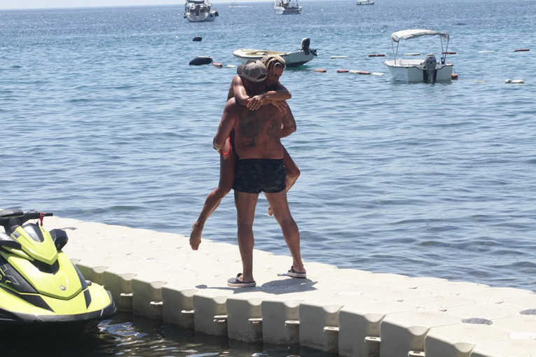 Milica Dabović i novi dečko