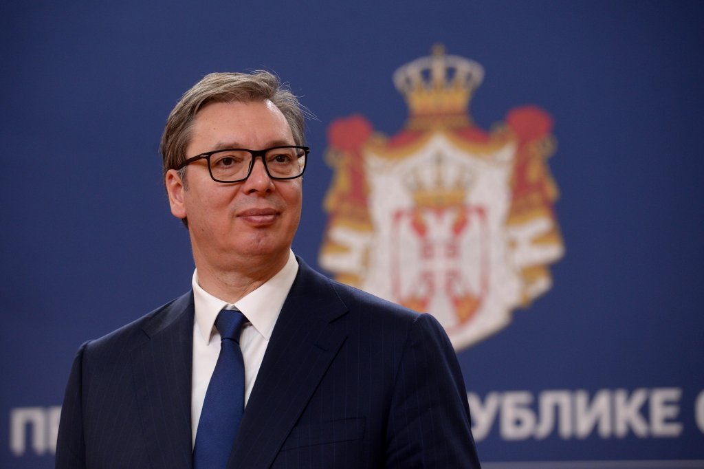 Predsednik Vučić prisustvuje pokazno-taktičkoj vežbi "Gruža 2022"!