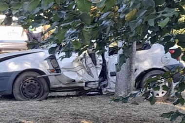 Republika na mestu jezive nesreće: Mladić poginuo na putu kući! (FOTO)