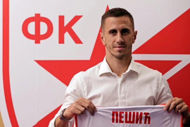 Dominirao je u dresu Crvene zvezde dok je nosio 45: Pešić se sada odlučio za promenu i uzeo NEOBIČAN broj!