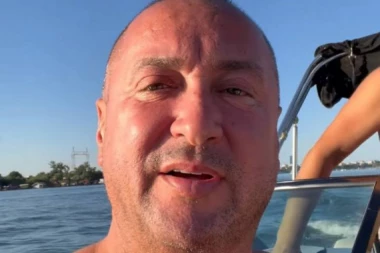 Đani RAZVALJEN od alkohola! Folker uživao na gliseru, pa pobrljavio: Familija ne zna da priča kad se NAPIJE! (FOTO)