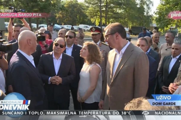 VUČIĆ I EL SISI U DOMU GARDE: Predsednik Srbije lideru Egipta pokazao najbolje srpsko oružje