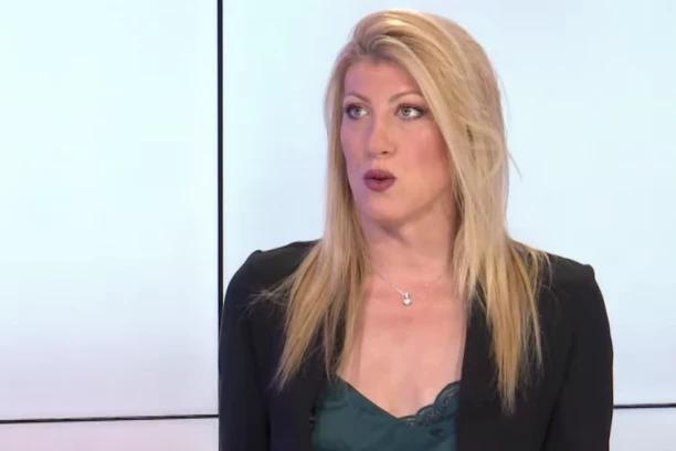 JELENA ZORIĆ DEMANTOVALA LAŽI: ANDREJ VUČIĆ NEMA veze sa JOVANJICOM! Đukanović oštro odreagovao!