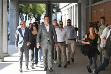 NEDOSTAJE MI JELENIN OSMEH, NIKADA NISAM SUMNJAO DA ME VARA: Ovako je Marjanović govorio o ubijenoj pevačici pre okončanja SUĐENJA DECENIJE!