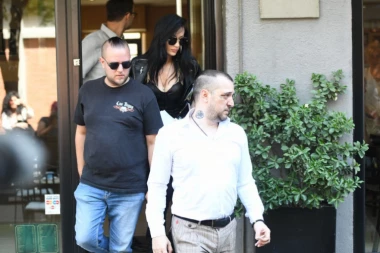 ZORAN OSUĐEN, A PUSTILI GA U KAFIĆ! Šok obrt posle presude decenije, NEZAPAMĆEN PRESEDAN! (FOTO/VIDEO)