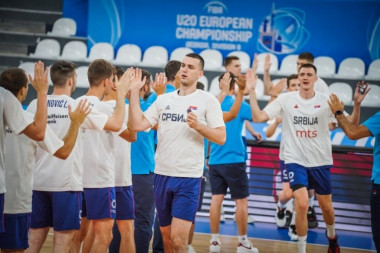 VELIKA POBEDA: Srbija u polufinalu Evropskog prvenstva!