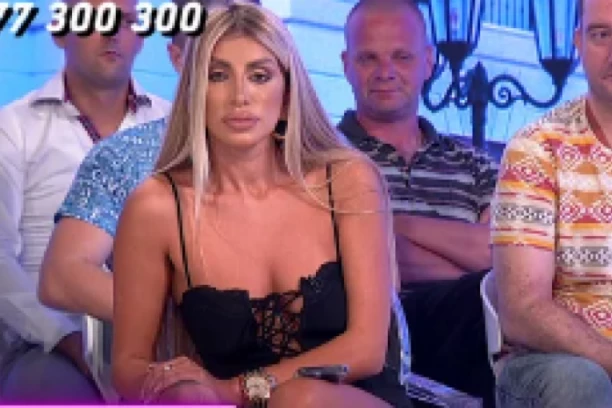 DALILA POTPUNO PROMENILA IMIDŽ! O njenoj promeni SVI PRIČAJU, fanovi komentarišu da je DRUGA ŽENA! (FOTO)