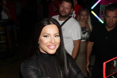 NE ODRIČE SE KREM BANANICA: Seka otkrila kako izgleda NJENA DIJETA! (VIDEO)