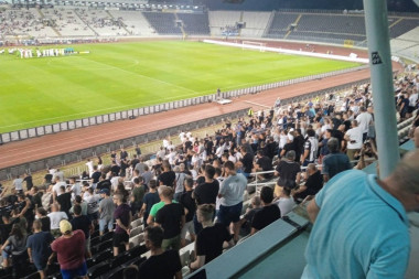 Na tribinama je i ON: Partizan ima podršku iz daleke AZIJE (FOTO)