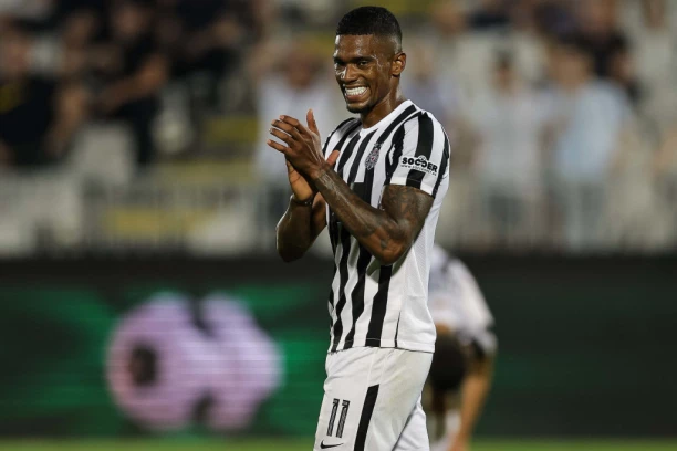 RIKARDO PREVENTIVNO PROPUSTIO TRENING: Muči ga primicač, ali biće spreman za meč protiv CSKA iz Moskve