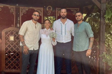 TAJNO SE OŽENIO RADULJICA: Proslavljenog reprezentativca Srbije venčao brat Miloša Bikovića!