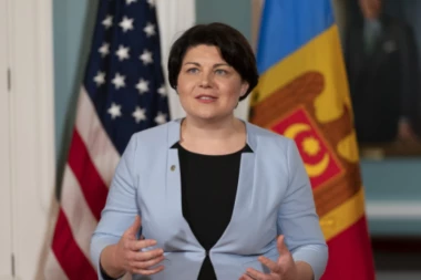 Ova zemlja se SPREMA ZA RAT! Tvrde da su sledeća meta Vladimira Putina! Premijerka upozorava da ih razara mesečna inflacija od ČAK 32 ODSTO!