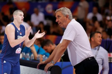 Pešić razgalio naciju: Čujem se redovno sa Jokićem!
