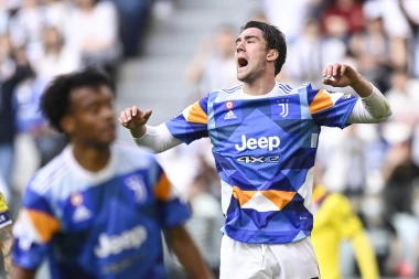 Vlahović nikad iskreniji: Novače, dođi u Torino na tenis, želim da uđem u ISTORIJU Juventusa! (VIDEO/FOTO)