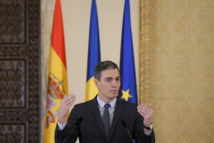 "NIŠTA NE KRIJEMO!" Oglasio se Sančez posle UPADA POLICIJE u sedište njegove stranke i poslao JASNU PORUKU!