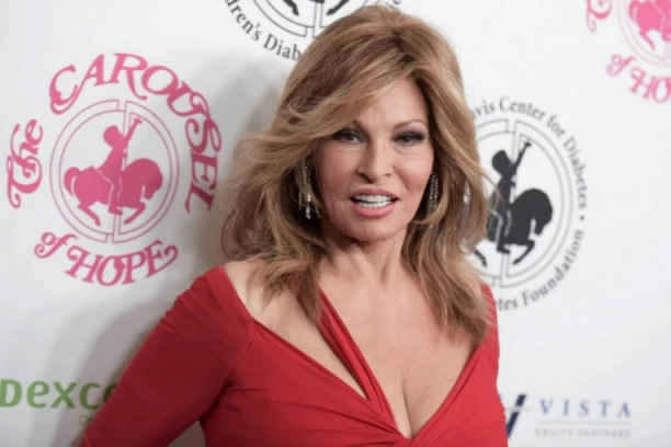 DOKAZ DA LEPOTA BOLI: Žena za kojom su nekada svi uzdisali prolazi kroz agoniju! (FOTO)