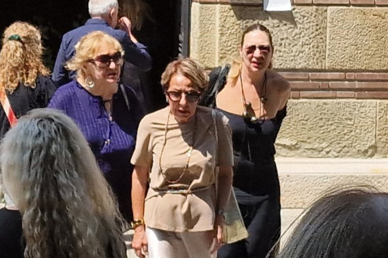 Ceca Bojković na sahrani Branka Cvejića