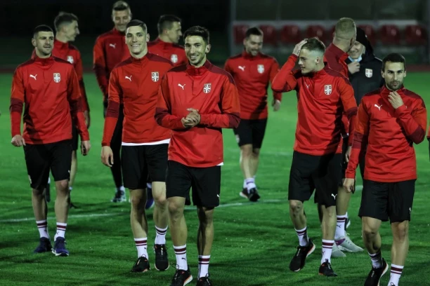 NIŠTA OD TRANSFERA KARIJERE: Srpski reprezentativac ostao bez mesta u Ligi šampiona?