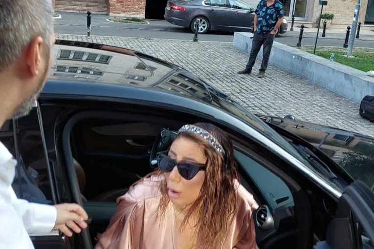 Ana Nikolić na proslavi rođendana ćerke Tare