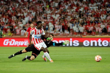 Zvezda petardirala Pjunik: Turbo Bukari het-trikom srušio Jermene! (VIDEO)