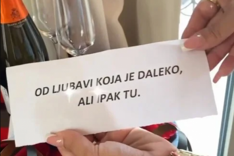 Dalilu Dragojević dečko iznenadio porukom 