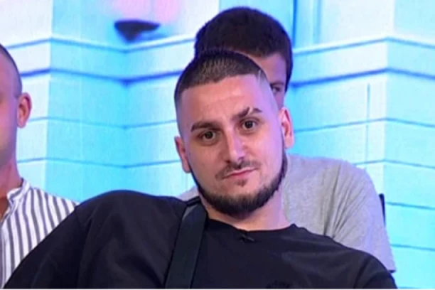 Zoli fanovi zameraju na ljudskosti: Pljuju me što se molim za Miljanu!