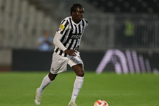 HAOS NESTANAK DIJABATEA NIJE IZOLOVAN SLUČAJ U HUMSKOJ: Fudbaleri iz Partizana beže kao iz rata