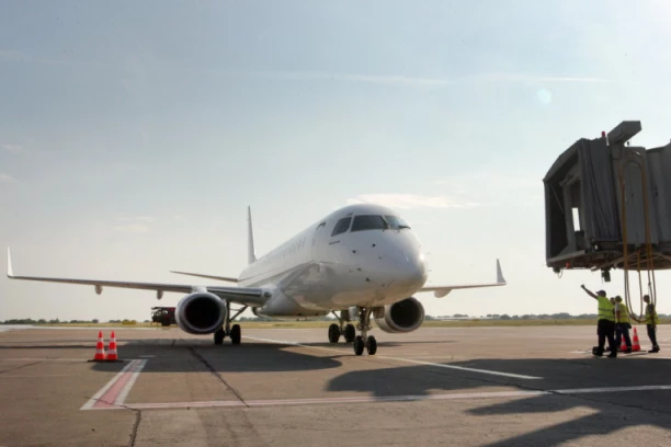 VAŽNO OBAVEŠTENJE ZA TURISTE! Er Montenegro upozorio na izmene letova, ovo je razlog!