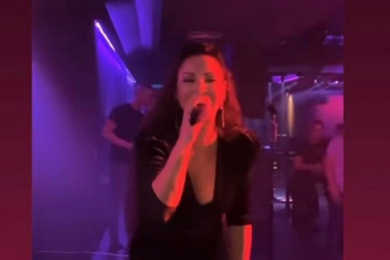 Pevala Hrvatima na dan "Oluje"