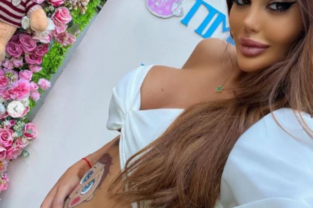 Ana Korać saopštila da je TRUDNA, pa donela VAŽNU ODLUKU: Molim vas da me RAZUMETE!