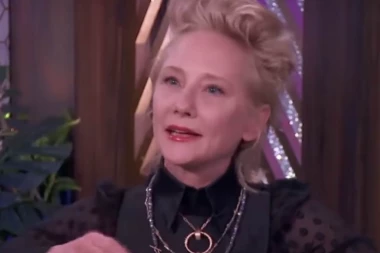 Stravičan snimak VAPAJA za POMOĆ! Glumica POGINULA u jezivoj NESREĆI, poziv koji je usledio MUČAN za slušanje! (VIDEO)