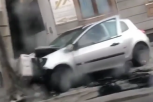 ZAKUCAO SE U BANDERU: Snimak karambola nakon stravične nesreće u Zemunu (VIDEO)