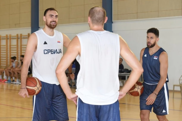 Milutinov opet u reprezentaciji posle tri godine: Još ne razmišljamo o Eurobasketu!