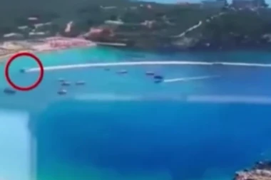 PROTESTI U ALBANIJI! Građani traže pravdu za smrt Jonade koju je policajac ubio gliserom na plaži!
