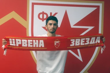 STIGAO LEVI BEK: Azarov predstavljen na Marakani! Svestan je da je Zvezda veliki klub!